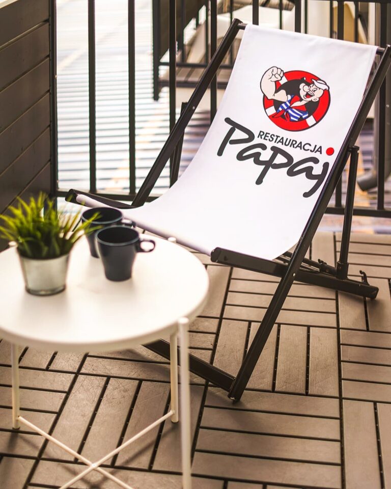 Krzesło z logo Papaj